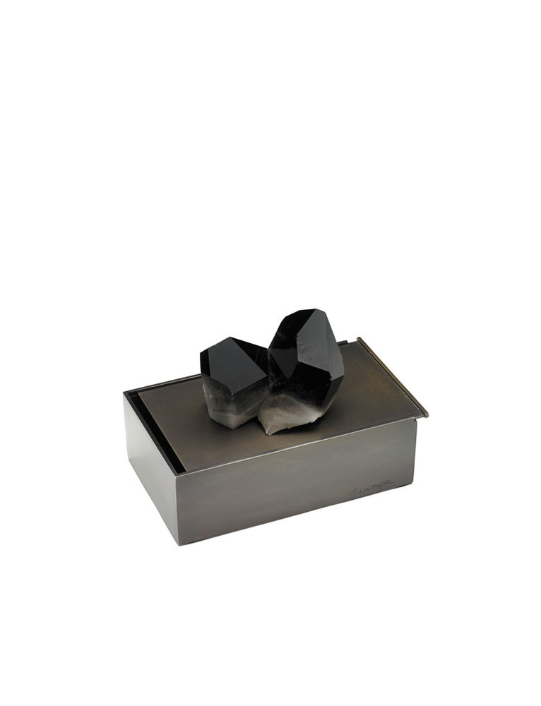Scatola di bronzo   quarzo nero